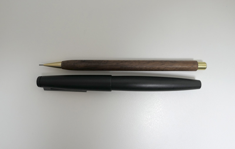 Handmade Walnut and Brass Mechanical Pencil_08
